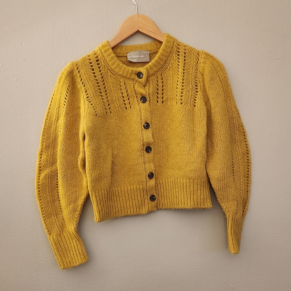 Everlane cloud knit cardigan xs